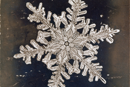 How to make paper snowflakes